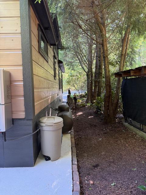 26 S Cumberland Dr, Lake Toxaway, NC 28747 - view of property exterior