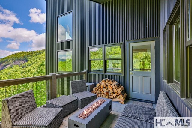 63 Evans Creek Rd, Scaly Mountain, NC 28775