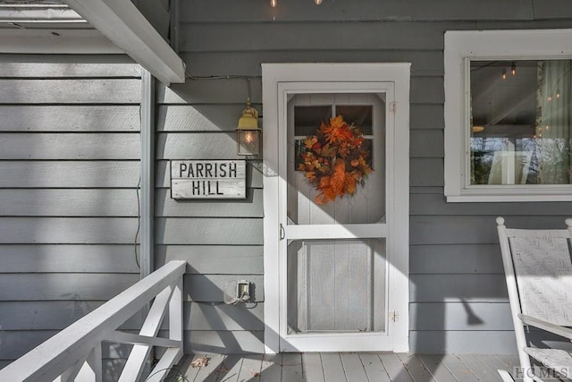 view of property entrance