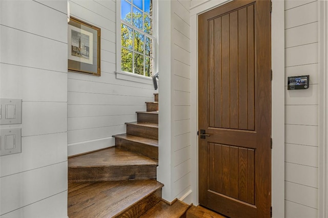 168 Old Wagon Rd, Highlands, NC 28741 - view of stairs