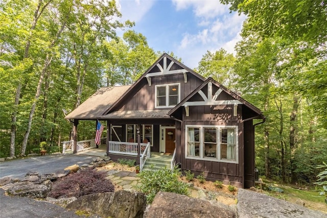 161 Kestrel Ct, Sapphire, NC 28774 - view of front facade featuring a porch