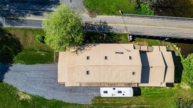 aerial view of property and surrounding area