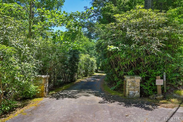 2266 S 4th St, Highlands, NC 28741