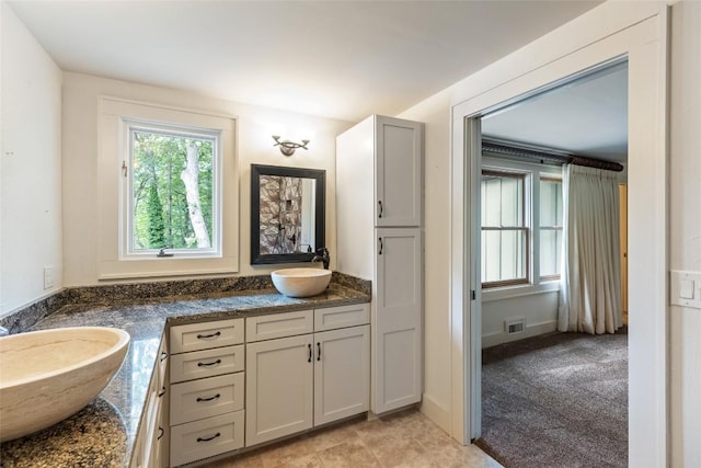 314 Beckonridge Trl, Sapphire, NC 28774 - bathroom with double vanity