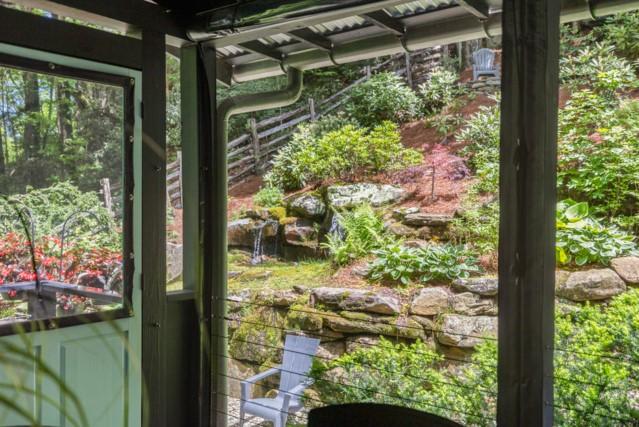 view of doorway to outside