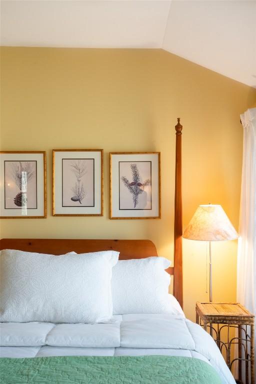 53 Rocky Top Dr, Cashiers, NC 28717 - bedroom with lofted ceiling