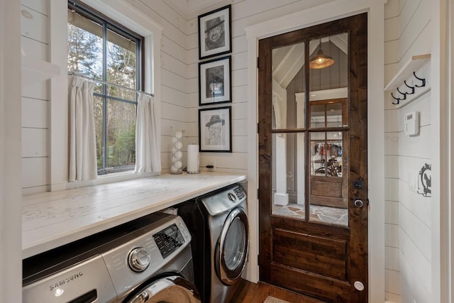 542 Cross Creek Trl, Cullowhee, NC 28723 - clothes washing area featuring washing machine and clothes dryer