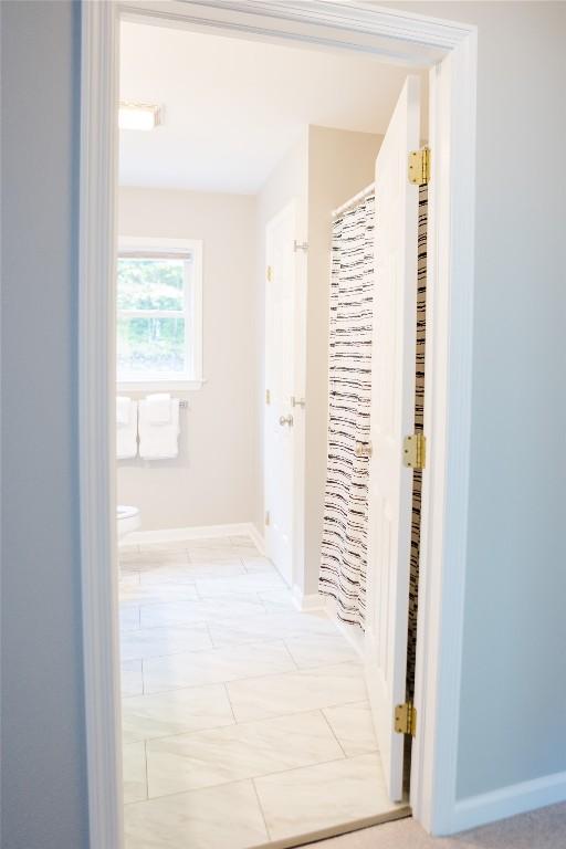 110 Kestrel Ct, Sapphire, NC 28774 - corridor featuring baseboards