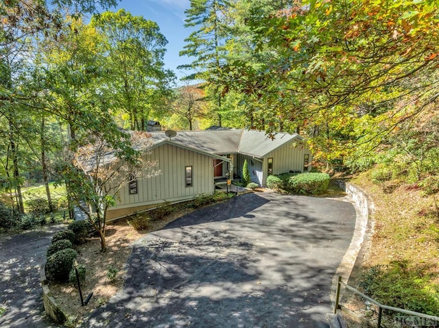 view of front of home