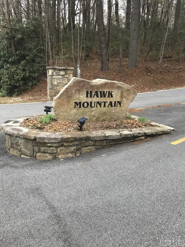 Listing photo 3 for LOT55 W Hawk Mountain Rd, Lake Toxaway NC 28747