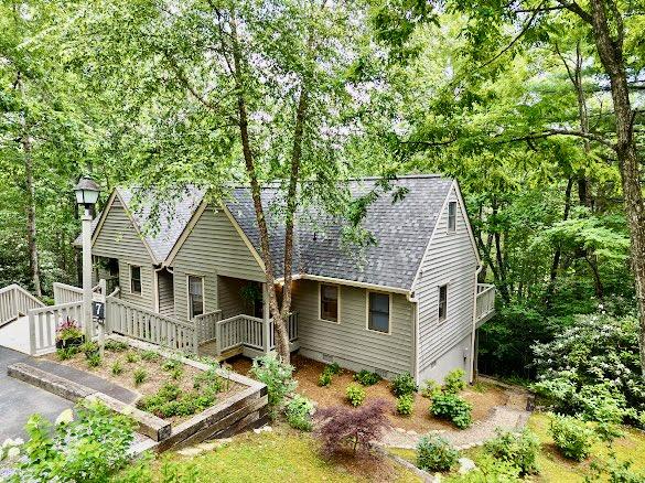 49 Kiwi Ln Unit 14, Sapphire, NC 28774 - view of front of house with a shingled roof