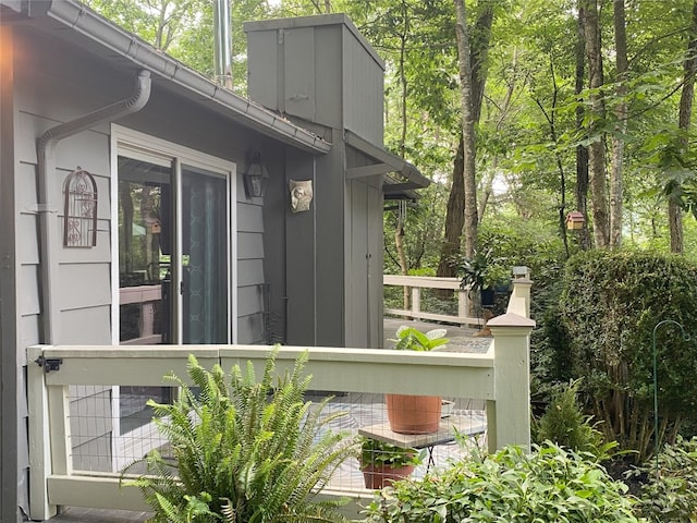 142 Wheatstone Dr, Glenville, NC 28736 - view of side of home