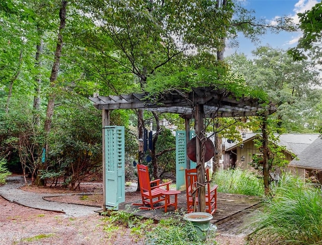 view of yard with a pergola