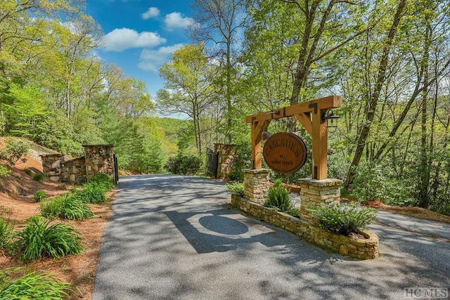 Listing photo 2 for LOT19 Receptive Dr, Glenville NC 28736