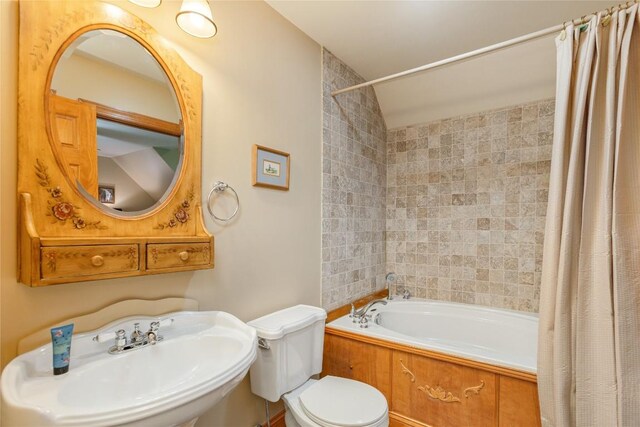 614 Fairway Dr, Lake Toxaway, NC 28747 - full bath featuring a sink and shower / tub combo with curtain