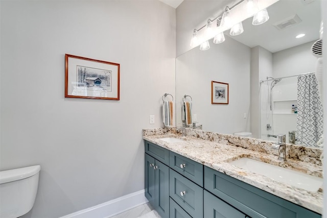 1132 Southshore Dr, Tuckasegee, NC 28783 - bathroom featuring toilet, a shower with curtain, baseboards, and a sink
