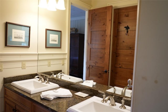 bathroom with vanity