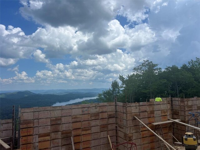 341 Mills Creek Pt, Lake Toxaway, NC 28747 - photo 2