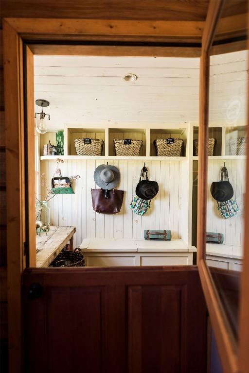 view of mudroom