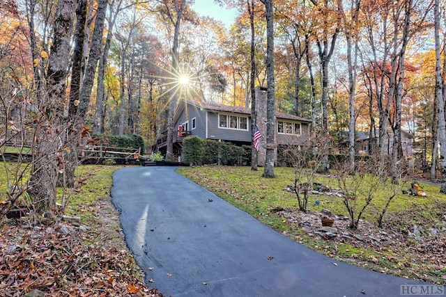 view of front of property