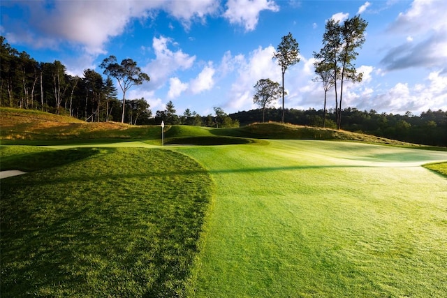 35 Creekwood Ct, Highlands, NC 28741 - surrounding community with view of golf course