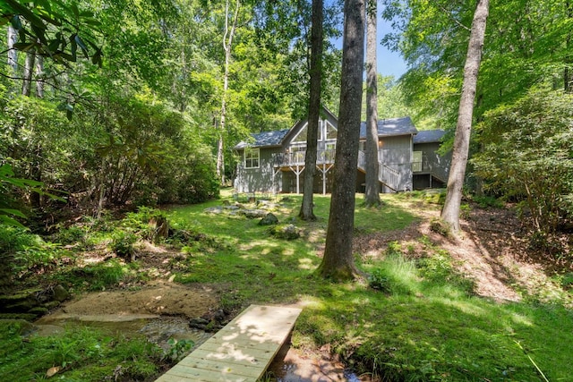 200 Blackberry Trl, Sapphire, NC 28774 - view of yard featuring a wooden deck and stairs