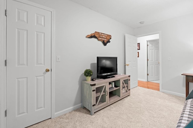 200 Blackberry Trl, Sapphire, NC 28774 - carpeted bedroom with baseboards