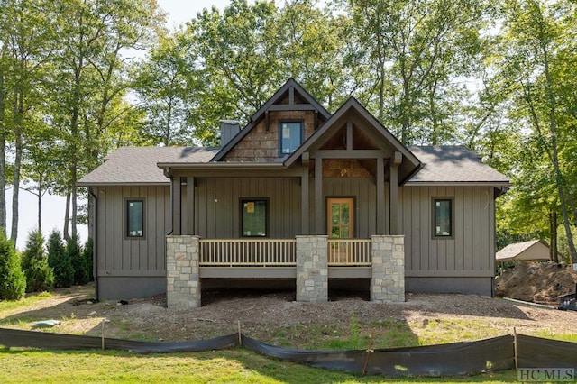 view of front of house featuring a porch