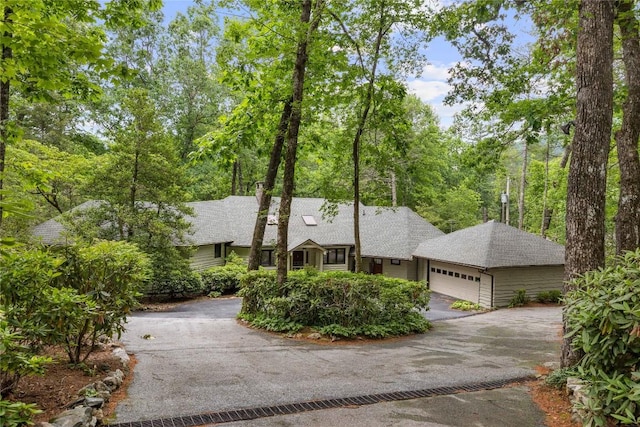 334 Back Nine Ln, Sapphire, NC 28774 - view of front of property featuring roof with shingles and an attached garage