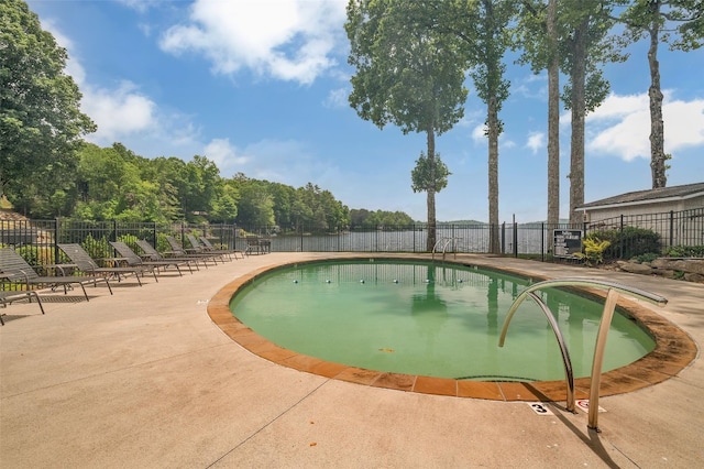 55 Toxaway Shrs Unit 14, Lake Toxaway, NC 28747 - community pool with a patio area