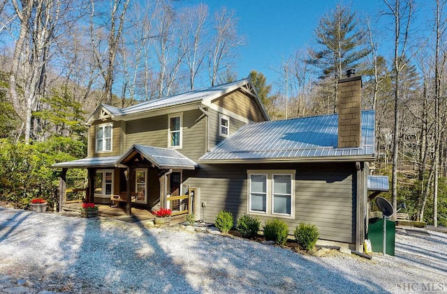 view of front of home featuring covered porch