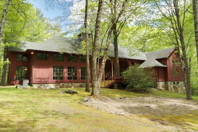 1528 Cold Mountain Rd, Lake Toxaway, NC 28747 - back of property featuring a yard, roof with shingles, and board and batten siding