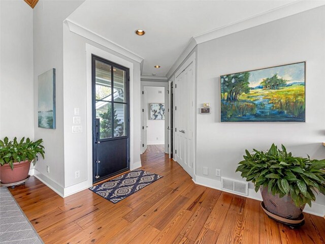 199 Mills Creek Point Rd, Lake Toxaway, NC 28747 - foyer featuring wood-type flooring, recessed lighting, baseboards, and visible vents