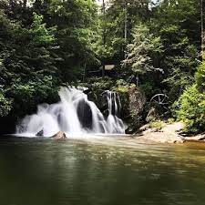 2758 Wayside Ln, Cullowhee, NC 28723