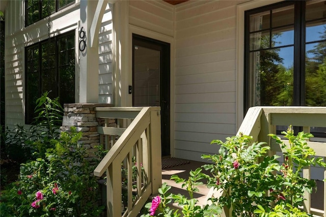 60 Glassy Vw, Cashiers, NC 28717 - entrance to property with a porch