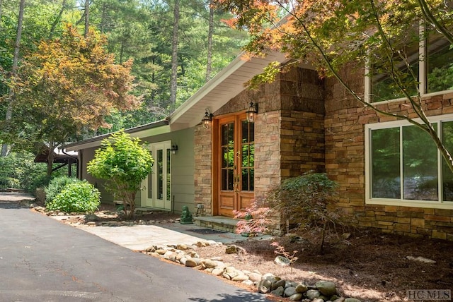 view of front facade with french doors