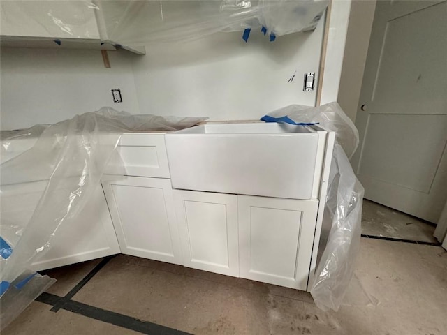 2385 Magnolia Dr, Highlands, NC 28741 - view of laundry area