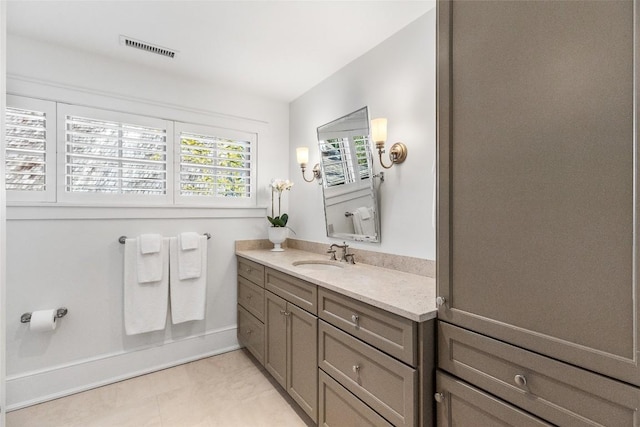 bathroom with vanity