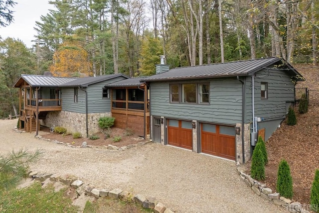 view of front of property featuring a garage