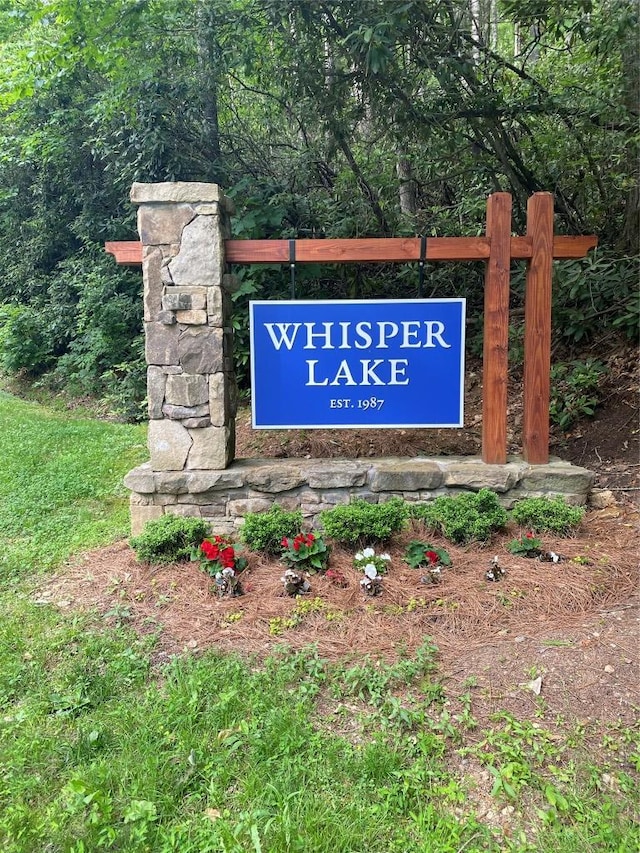 135 Whisper Lake Dr, Sapphire, NC 28774 - view of community sign