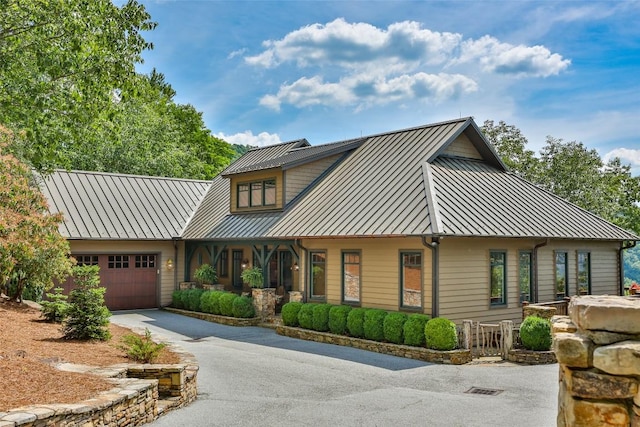 view of front of house with a garage