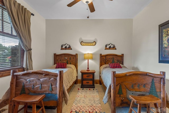 bedroom featuring ceiling fan