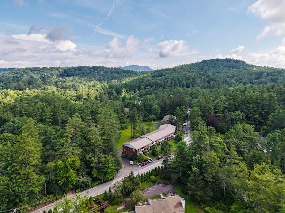 740 Horse Cove Rd Unit 3, Highlands, NC 28741 - photo 4