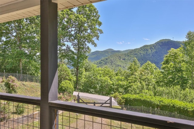 228 Mountain Laurel Dr, Franklin, NC 28734 - mountain view