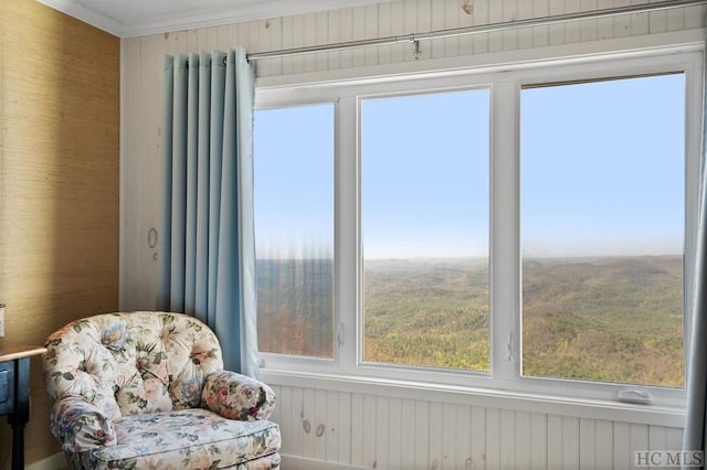 706 V Z Top Unit 706, Highlands, NC 28741 - sitting room featuring ornamental molding