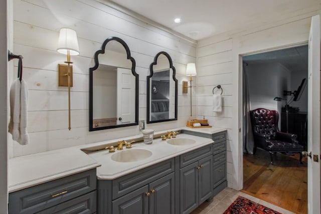 15 Elm Ct, Highlands, NC 28741 - full bath featuring double vanity