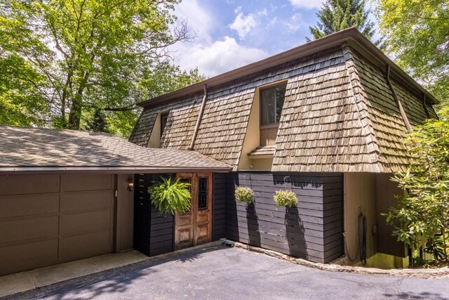 15 Elm Ct, Highlands, NC 28741 - view of front of home