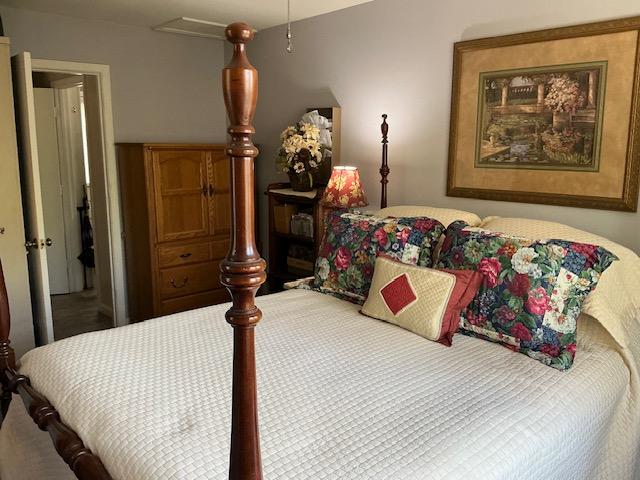 bedroom with carpet