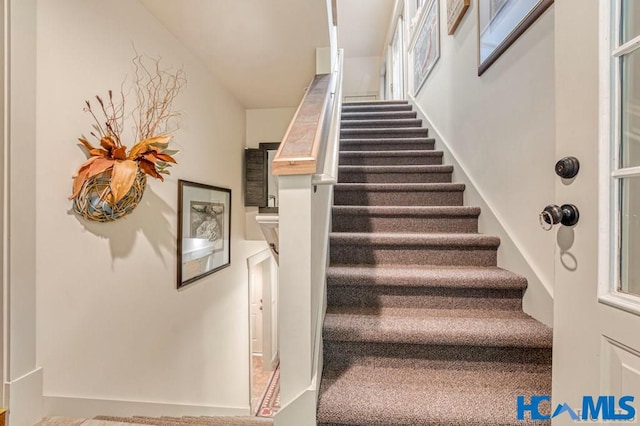 178 Whetstone Gap Rd, Lake Toxaway, NC 28747 - view of stairs