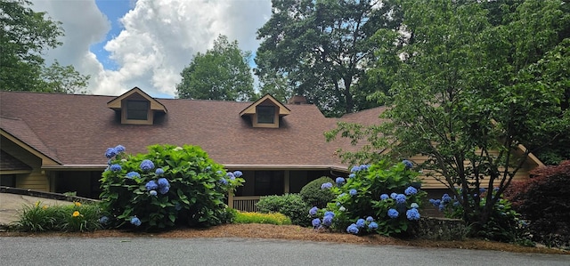 40 Piney Ridge Ct, Sapphire, NC 28774 - view of front of home with roof with shingles